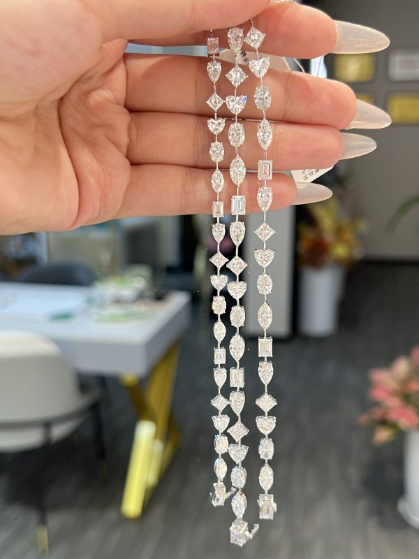 18K white gold lab grown diamond bracelet