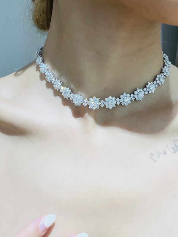 Lab Grown Diamond Sunflower Necklace in 18K White Gold