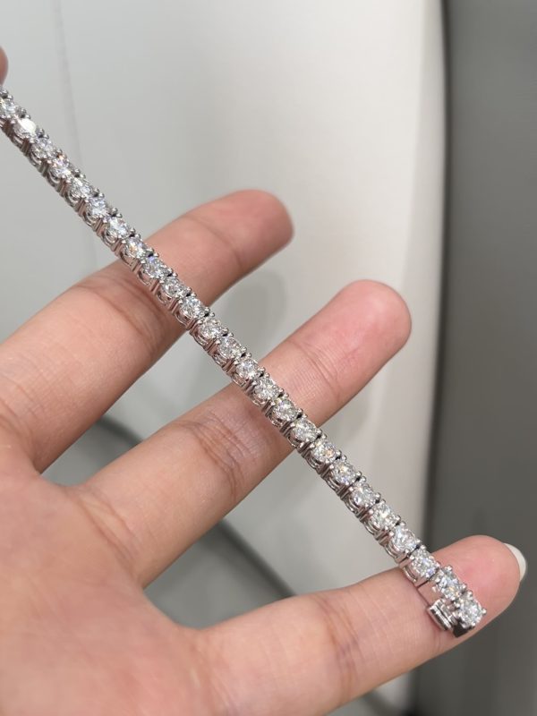 7CTW Round Brilliant Lab Grown Diamond Tennis Bracelet For Women
