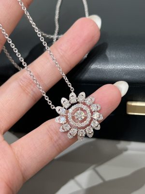 Lab Grown Diamond Sunflower Pendant in 18K White Gold