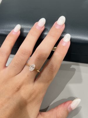 1CTW Oval Cut Lab Grown Diamond Engagement Ring in 18K Yellow Gold