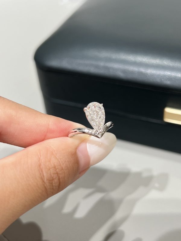 1.5CTW Pear Shape Lab Grown Diamond Engagement Ring in 18K White Gold