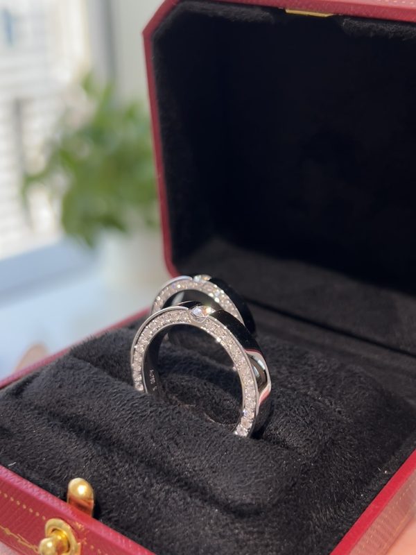 Full Circle Lab Grown Diamond Wedding Band Ring in 18K White Gold