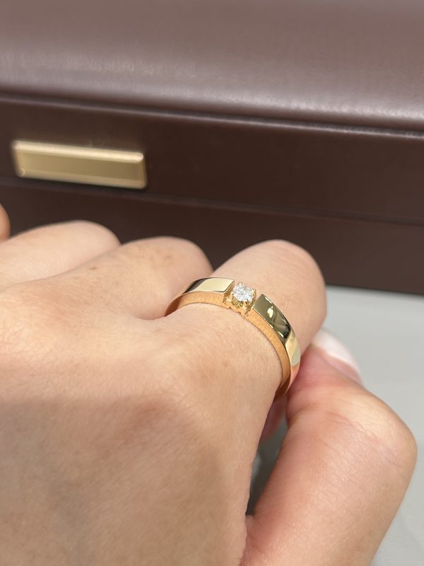 0.1CTW Round Cut Lab Grown Diamond Wedding Band For Men