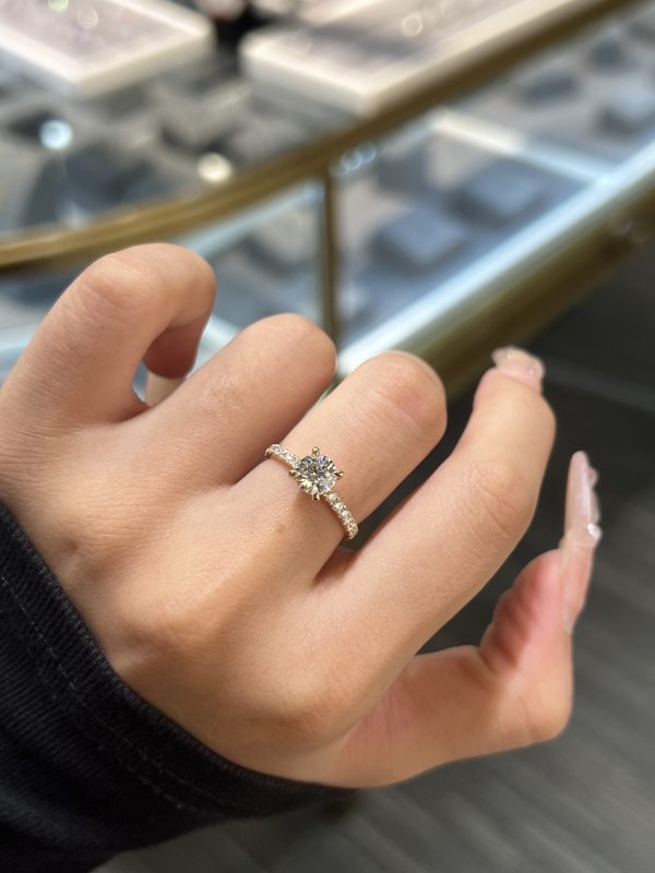 1CTW Round Brilliant Lab Grown Diamond Engagement Ring Four Prong