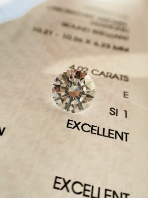 4CTW Round Brilliant Lab Grown Diamond E SI1 3EX IGI Certification