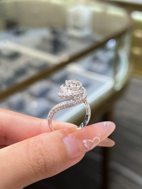 2CTW Round Brilliant Lab Grown Diamond Engagement Ring