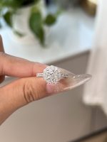 1CTW Round Brilliant Lab Grown Diamond Engagement Ring