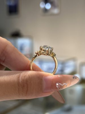 3CTW Oval Cut Three-StoneEngagement