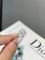 2CTW Oval Cut Lab Grown Diamond Engagement Ring
