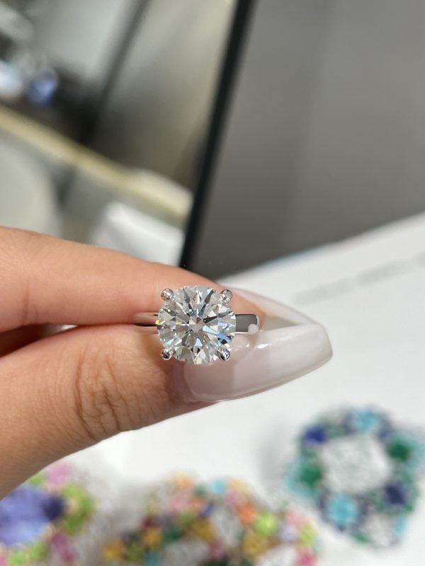 5CTW Round Brilliant Lab Grown Diamond Engagement Ring