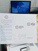 1 Carat Round Brilliant Cut CVD Lab Grown Diamond D VS1 IGI Certificate