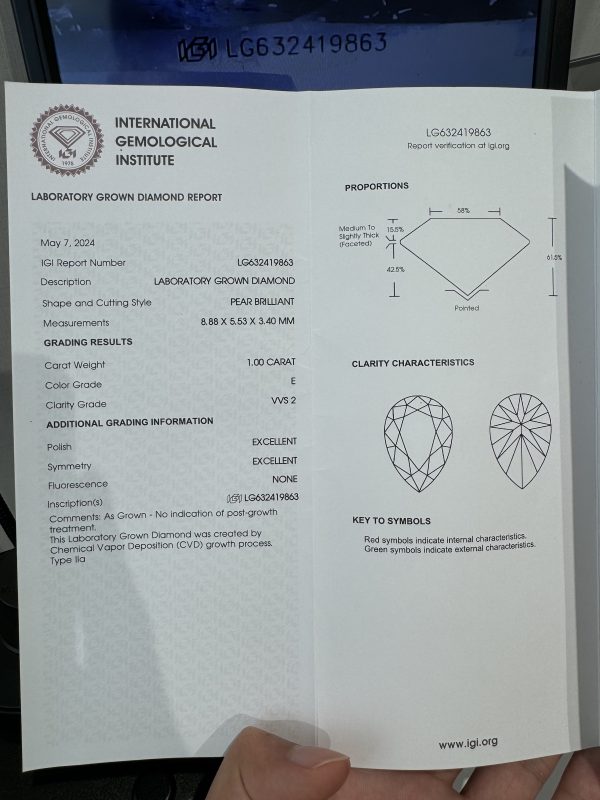 1 Carat Pear Shape CVD Lab Grown Diamond IGI Certification E VVS2