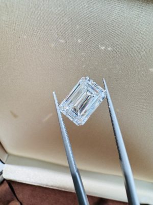 5 Carats Emerald Cut CVD Lab Grown Diamond IGI Certificate D VVS2