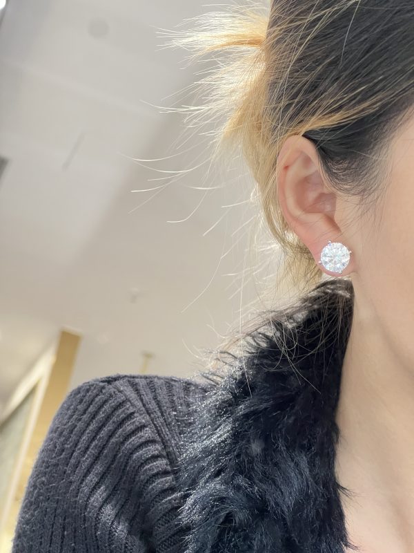 10CT TW Lab Grown Diamond Solitaire Stud Earrings in 18K White Gold