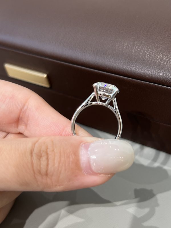 5CT Lab Grown Diamond Solitaire Engagement Ring in 18K White Gold