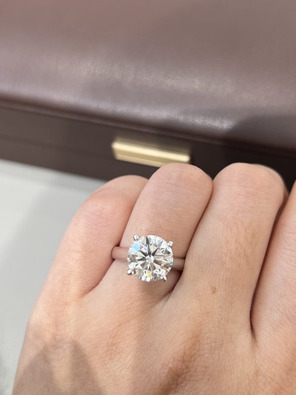 5CT Lab Grown Diamond Solitaire Engagement Ring in 18K White Gold