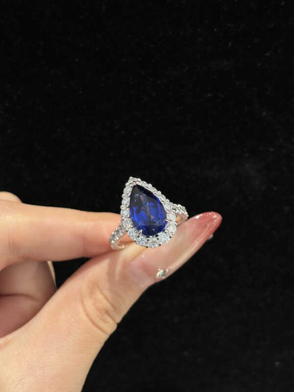 5CT Pear  Cut Lab Grown Sapphire Rings in 18K White Gold