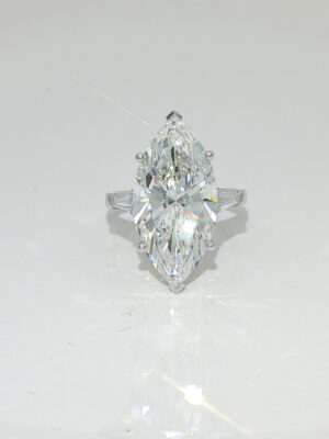 18K white gold 10ct Marquise cut lab grown diamond Three-Stone ring