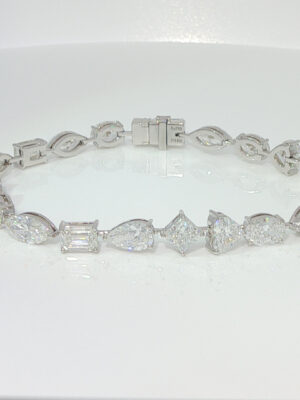 10.92CTW Full Circle Lab Grown Diamond Bracelet in 18K White Gold