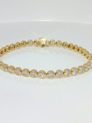 3.85ctw Round Brilliant Cut Bubble Bracelet in 18K Yellow Gold