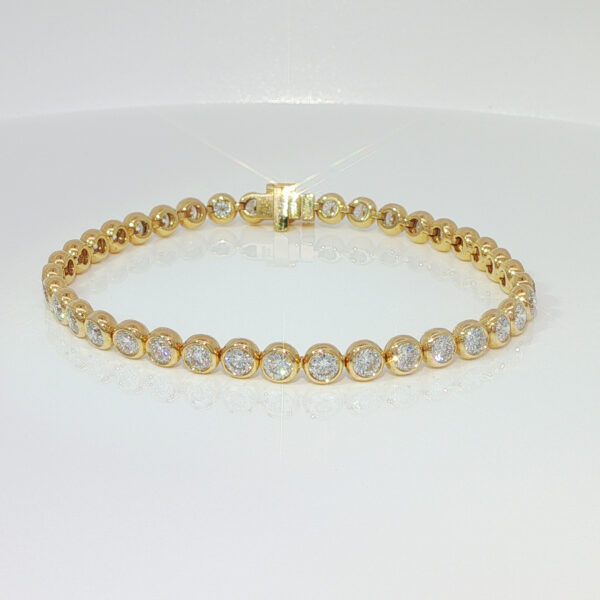 3.85ctw Round Brilliant Cut Bubble Bracelet in 18K Yellow Gold