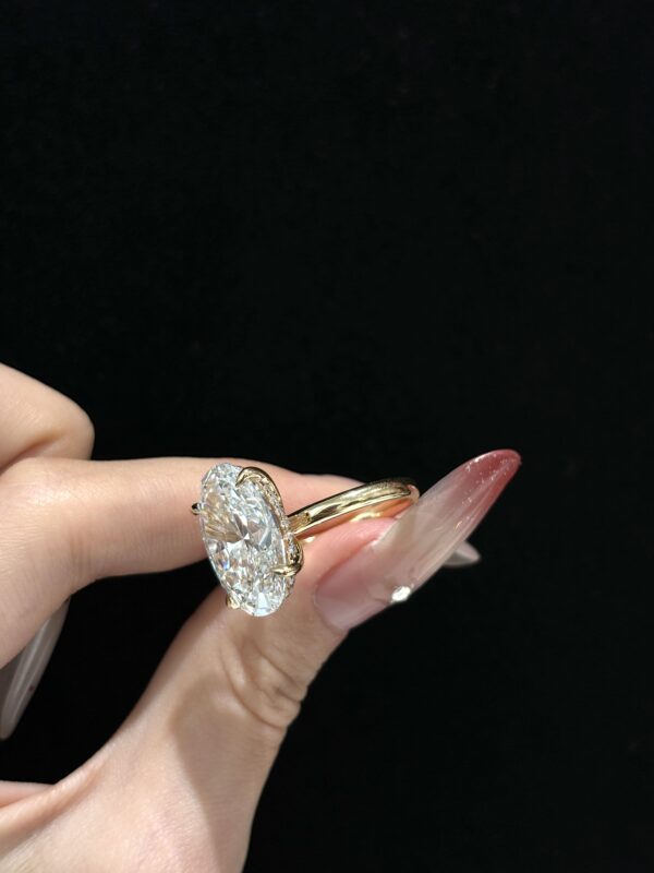 18k Yellow Gold 10CTW Oval Cut Lab Grown Diamond Engagement Ring