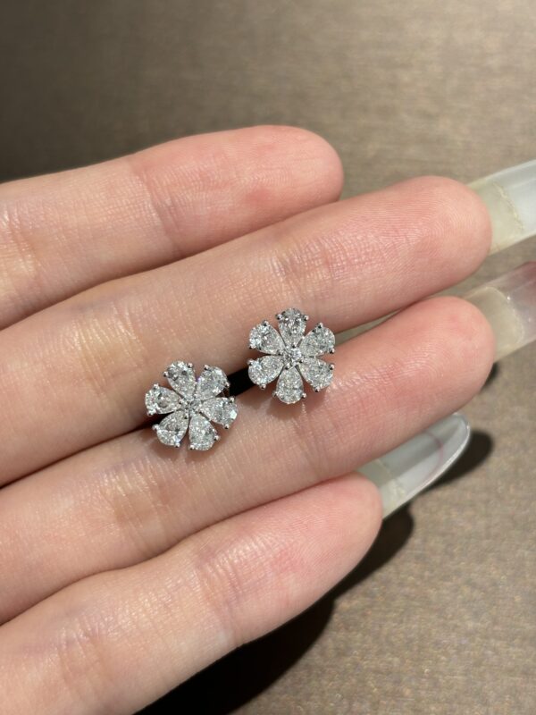 Forget-Me-Not Lab Grown Diamond Earrings Pear Shape And Marquise Cut