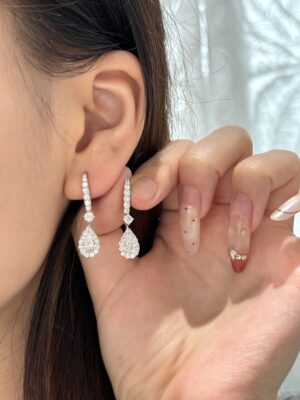 18K White Gold Pear Cut Full Diamond Earrings