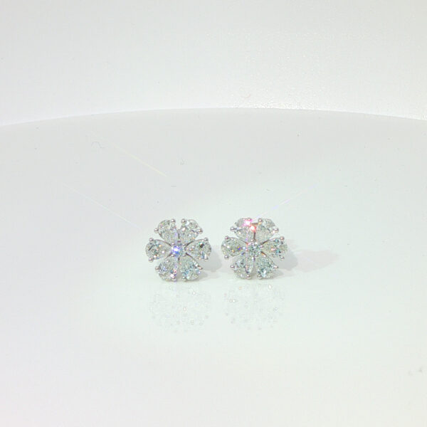 Forget-Me-Not Lab Grown Diamond Earrings Pear Shape And Marquise Cut