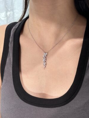 Victoria Necklace 18K White Gold Diamond Setting
