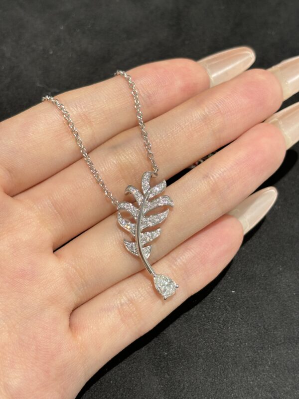 18K Gold Diamond-set Feather Necklace