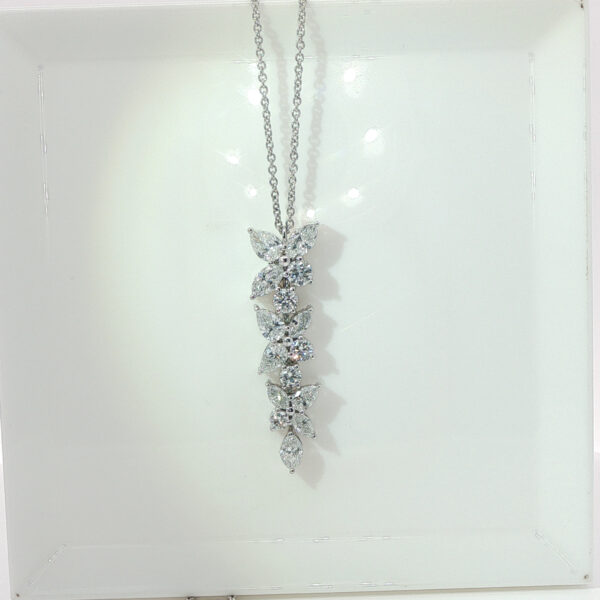 Victoria Necklace 18K White Gold Diamond Setting