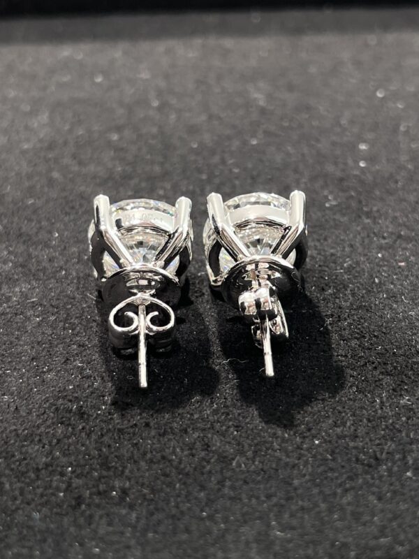 8CT TW Lab Grown Diamond Solitaire Stud Earrings in 18K White Gold